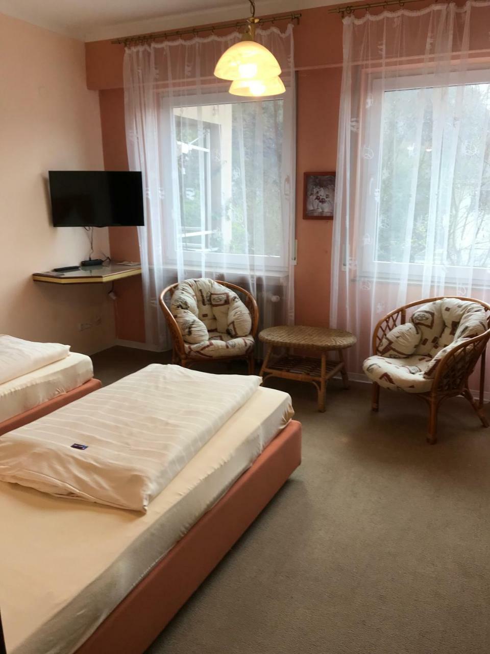 Edelstein Hotel Idar-Oberstein Ngoại thất bức ảnh